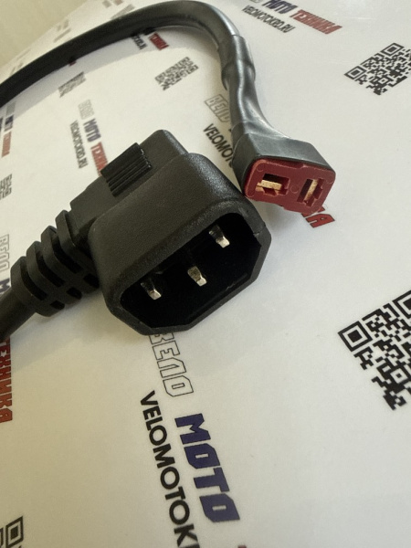Провод питания акб IEC C13 - T-Plug для Monster 015539